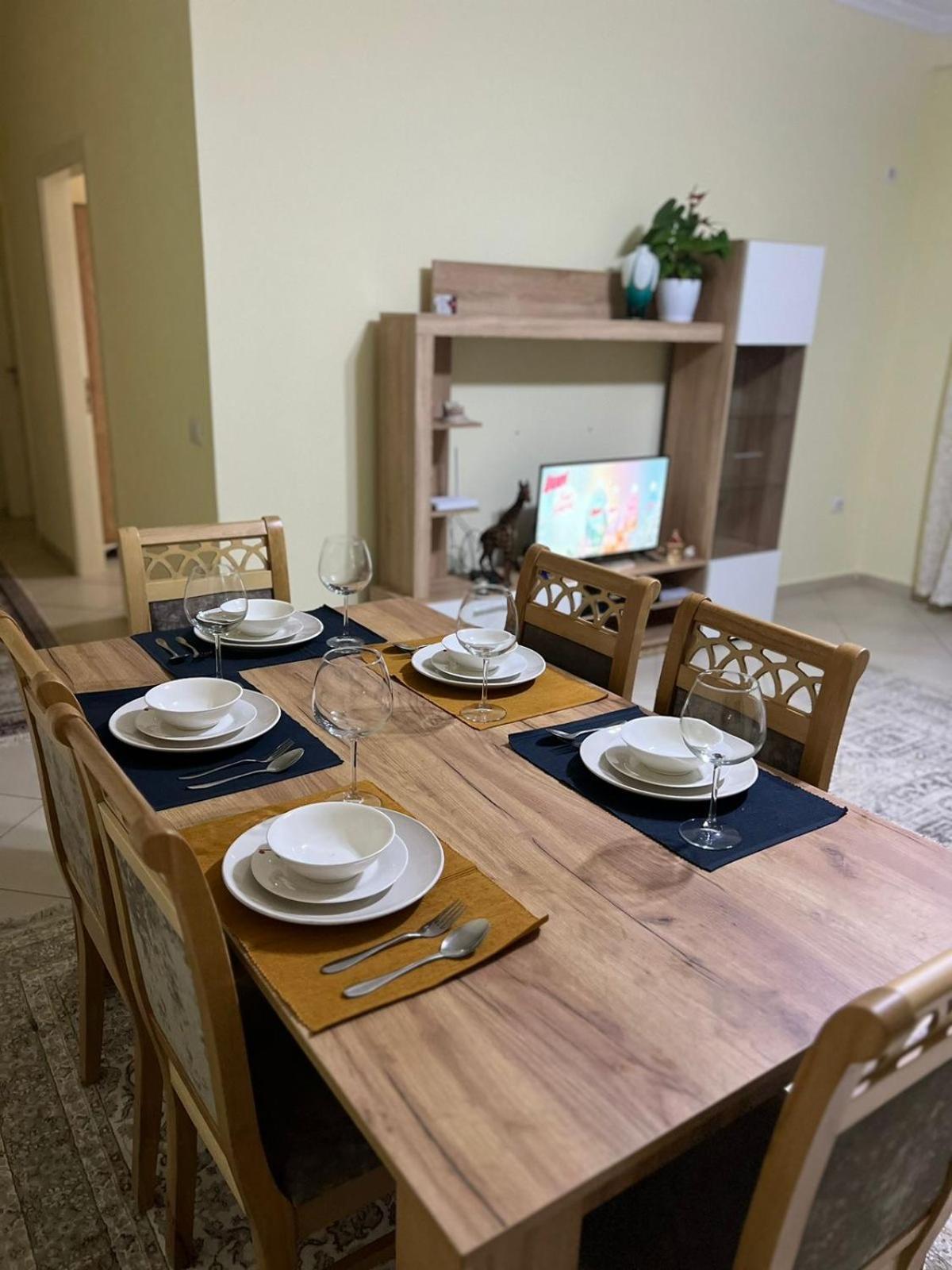 New Baazar Terrace Apartment Tirana Exteriör bild