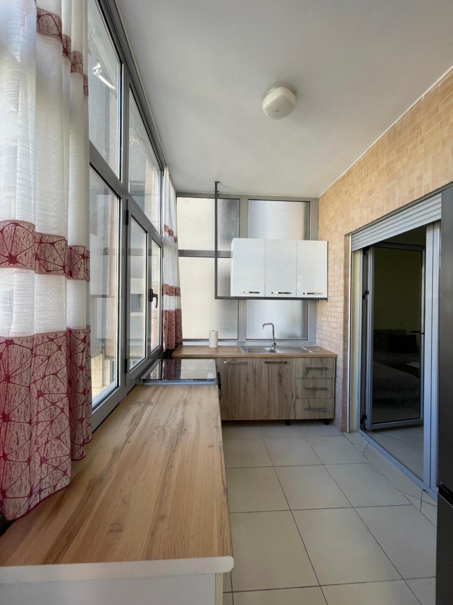 New Baazar Terrace Apartment Tirana Exteriör bild